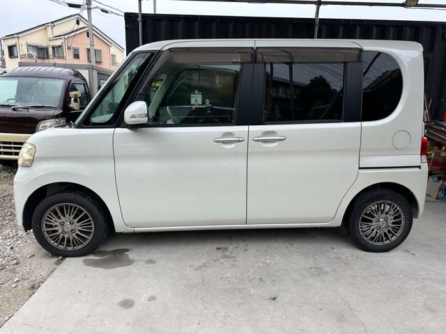 2011 Daihatsu Tanto – thumbnail 4
