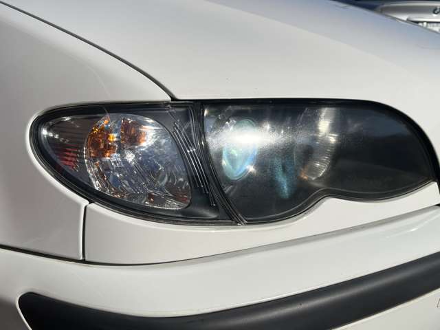 2004 BMW 3 Series – thumbnail 4