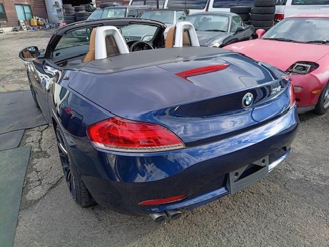 2011 BMW Z4 – thumbnail 2