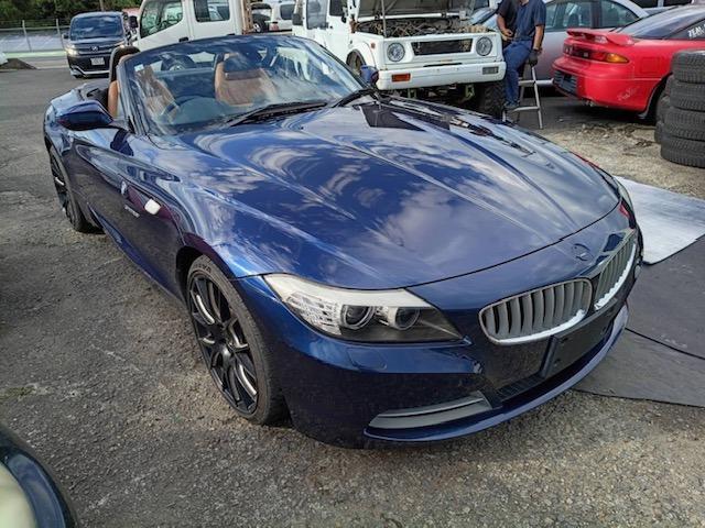 2011 BMW Z4 – thumbnail 4