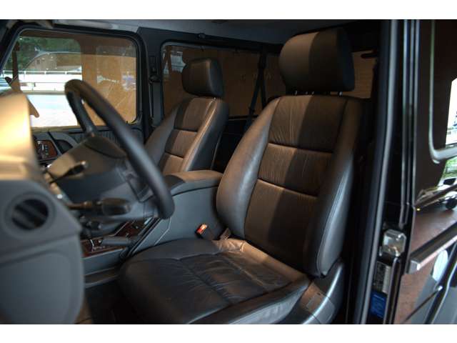 2005 Mercedes-Benz G-Class – thumbnail 4