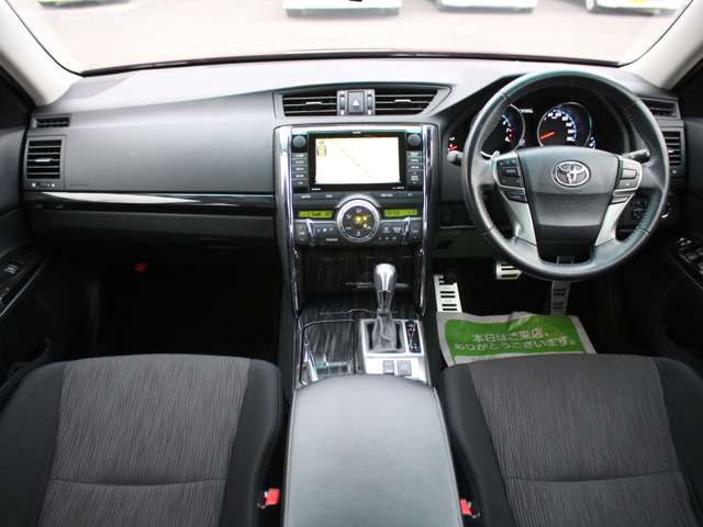 2009 Toyota Mark X – thumbnail 4