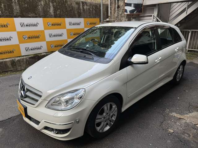2010 Mercedes-Benz B-Class – thumbnail 2