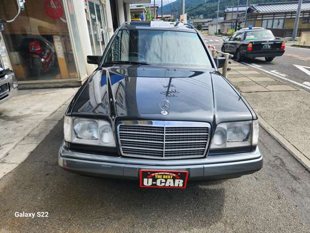 1994 Mercedes-Benz E-Class Wagon – thumbnail 2