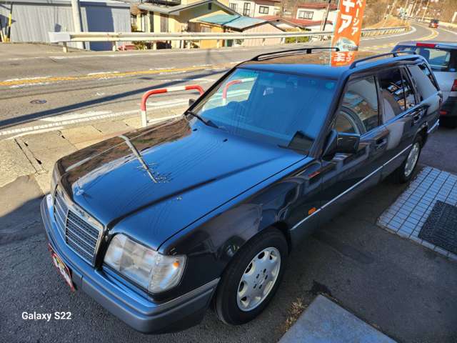 1994 Mercedes-Benz E-Class Wagon – thumbnail 4