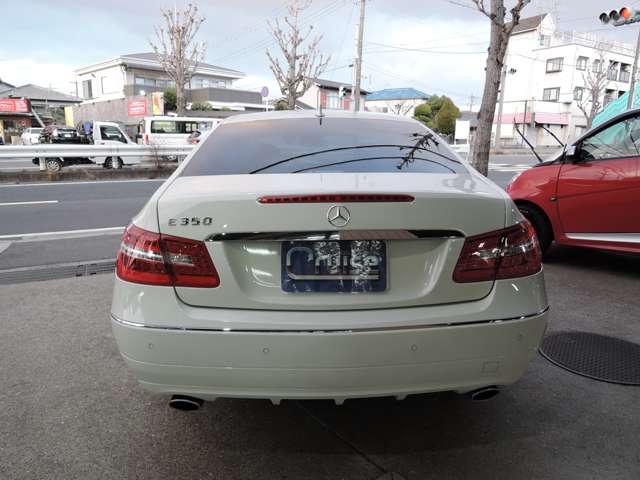 2009 Mercedes-Benz E-Class Coupe – thumbnail 4