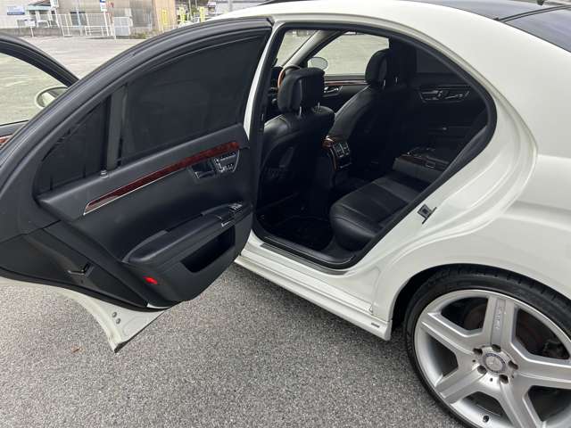 2008 Mercedes-Benz S-Class – thumbnail 3
