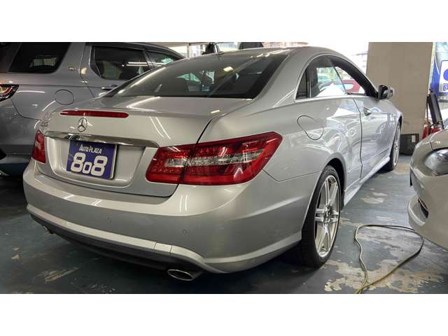 2009 Mercedes-Benz E-Class Coupe – thumbnail 4