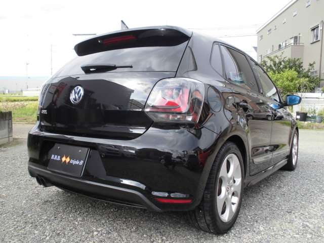 2011 Volkswagen Polo – thumbnail 2