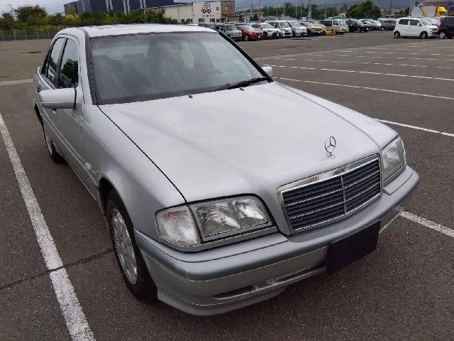 1998 Mercedes-Benz C-Class – thumbnail 4