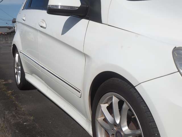 2011 Mercedes-Benz B-Class – thumbnail 4