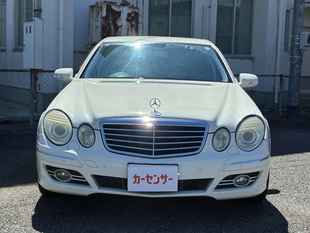 2009 Mercedes-Benz E-Class – thumbnail 2