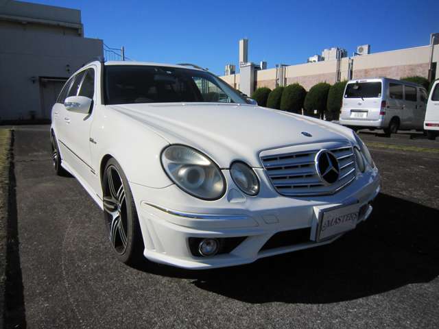 2005 Mercedes-Benz E-Class Wagon – thumbnail 2