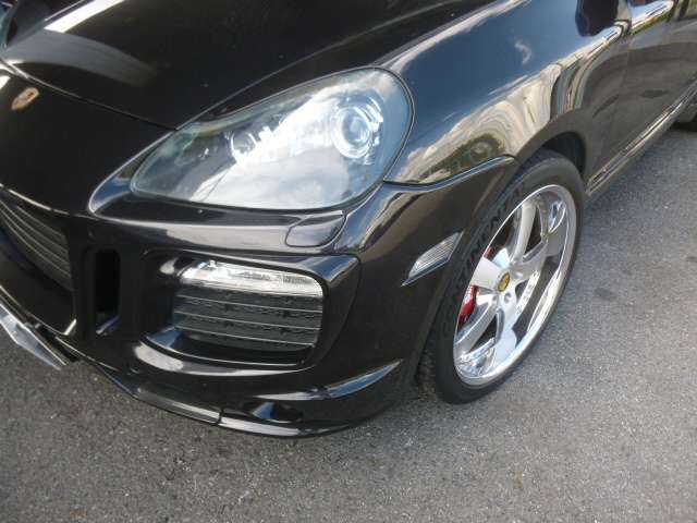 2007 Porsche Cayenne – thumbnail 2