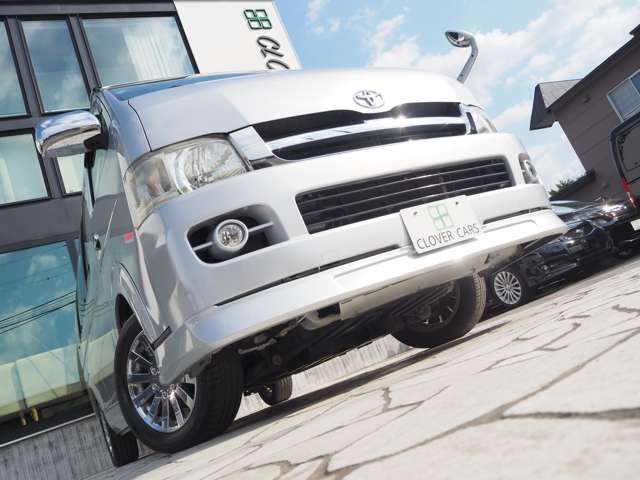 2007 Toyota Hiace – thumbnail 4