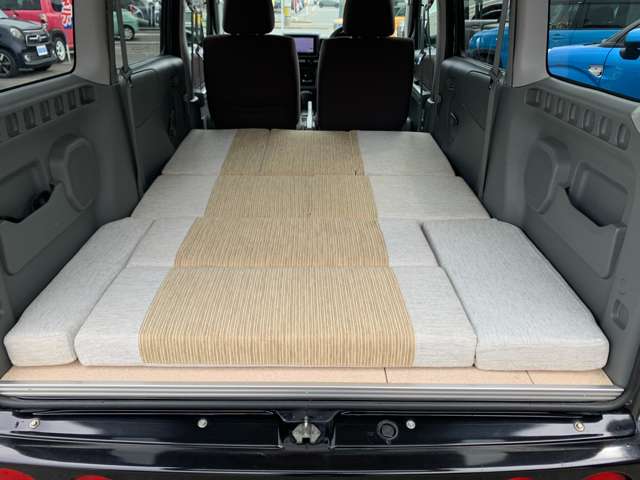 2011 Mitsubishi Town Box – thumbnail 2
