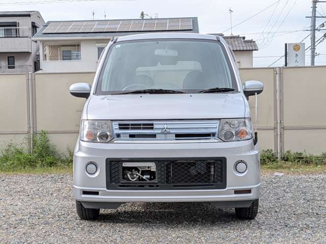 2011 Mitsubishi Toppo – thumbnail 2