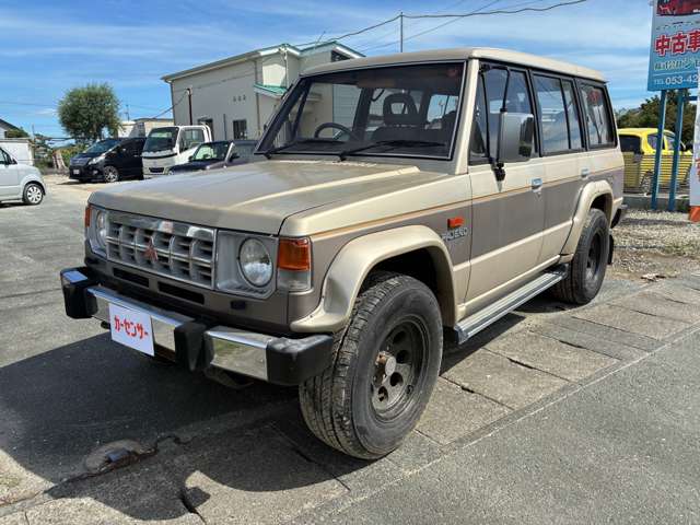 1989 Mitsubishi Pajero – thumbnail 3