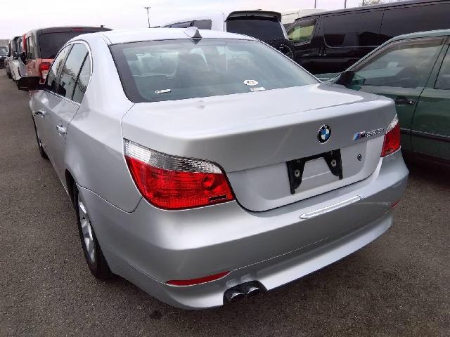 2005 BMW 5 Series – thumbnail 2