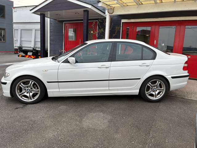 2004 BMW 3 Series – thumbnail 4