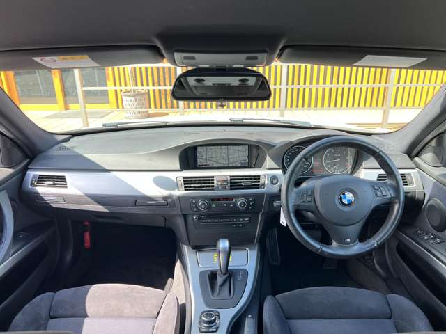 2011 BMW 3 Series Touring – thumbnail 3