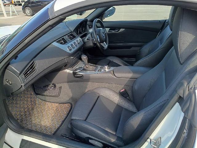 2010 BMW Z4 – thumbnail 3