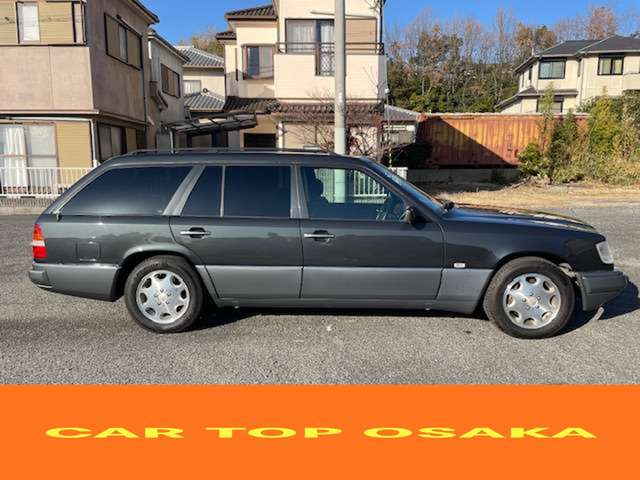 1994 Mercedes-Benz E-Class Wagon – thumbnail 4