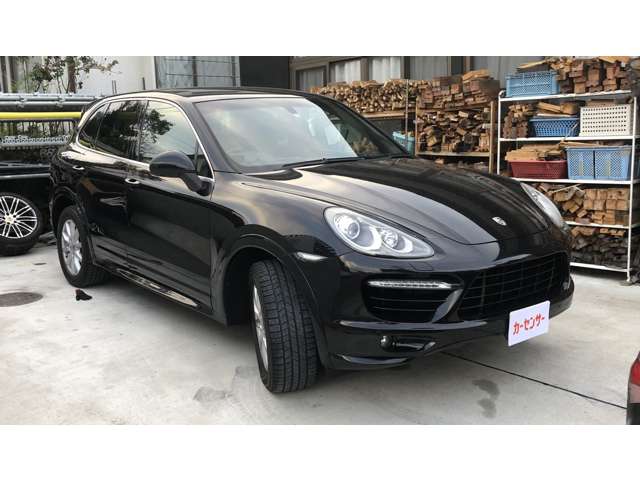 2011 Porsche Cayenne – thumbnail 2