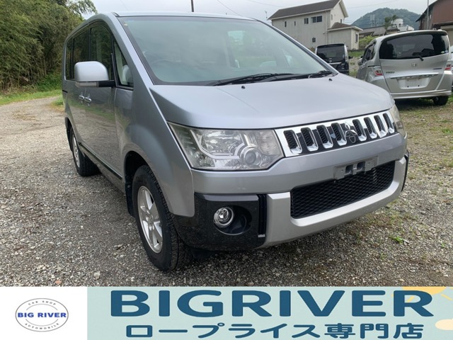 2011 Mitsubishi Delica D:5