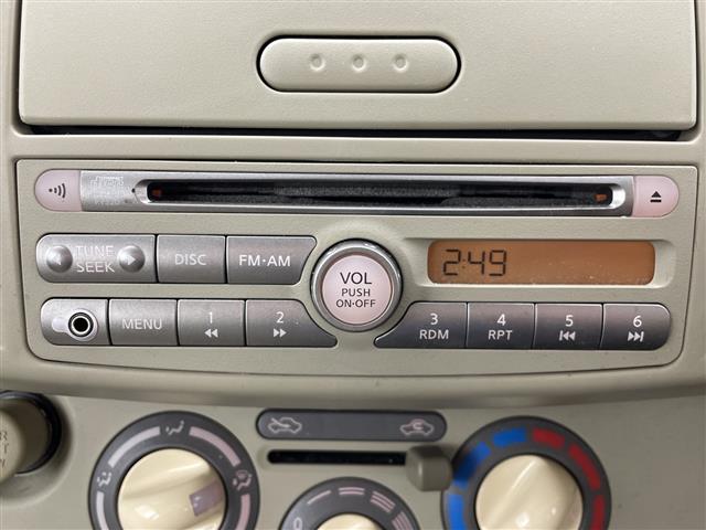 2009 Nissan March – thumbnail 3