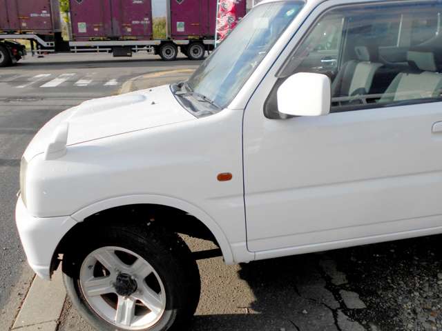 2005 Suzuki Jimny – thumbnail 4