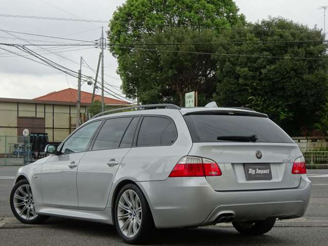 2009 BMW 5 Series Touring – thumbnail 2