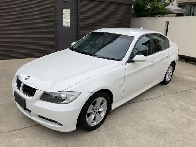 2009 BMW 3 Series – thumbnail 3