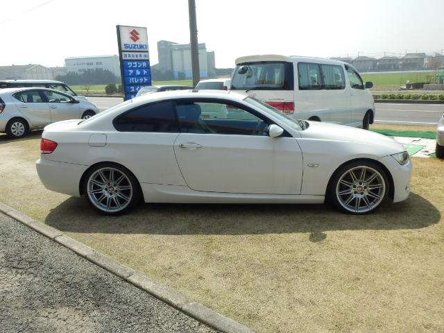 2007 BMW 3 Series Coupe – thumbnail 3