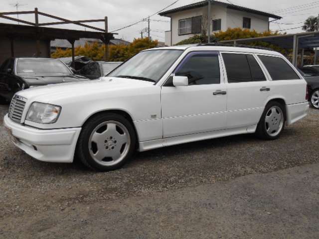 1996 Mercedes-Benz E-Class Wagon – thumbnail 4