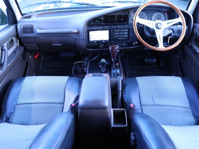 1993 Toyota Land Cruiser 80 – thumbnail 3
