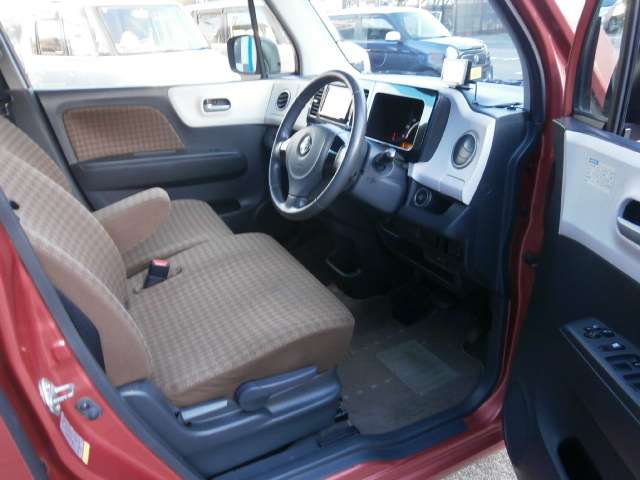 2011 Nissan Moco – thumbnail 3