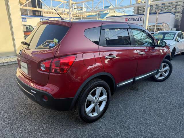 2011 Nissan Dualis – thumbnail 3