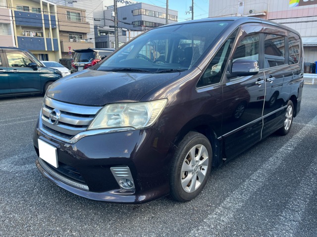 2011 Nissan Serena