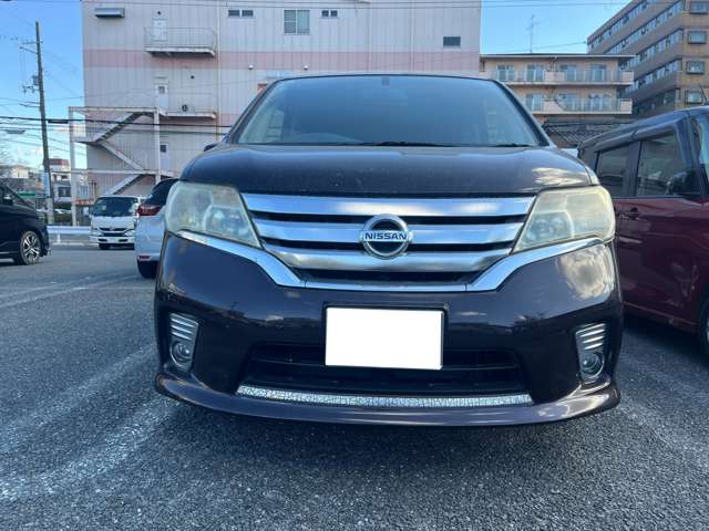 2011 Nissan Serena – thumbnail 2