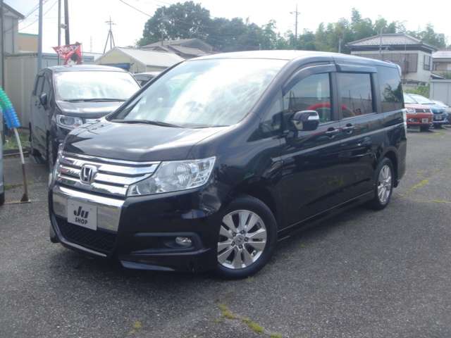 2011 Honda Stepwgn – thumbnail 4