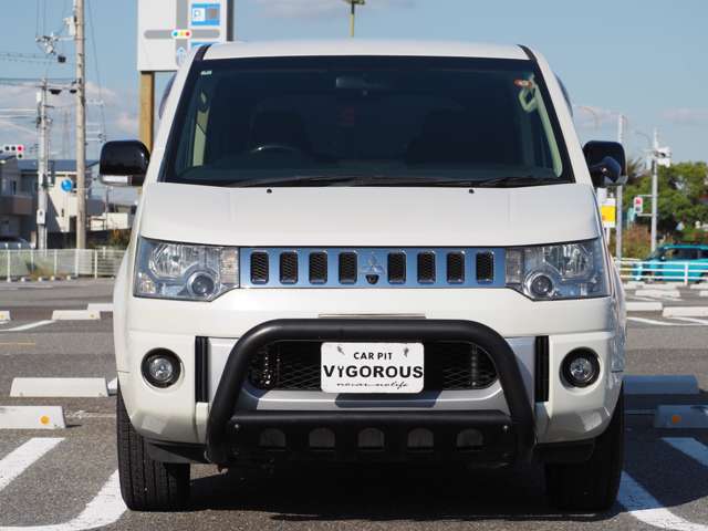 2008 Mitsubishi Delica D:5 – thumbnail 4