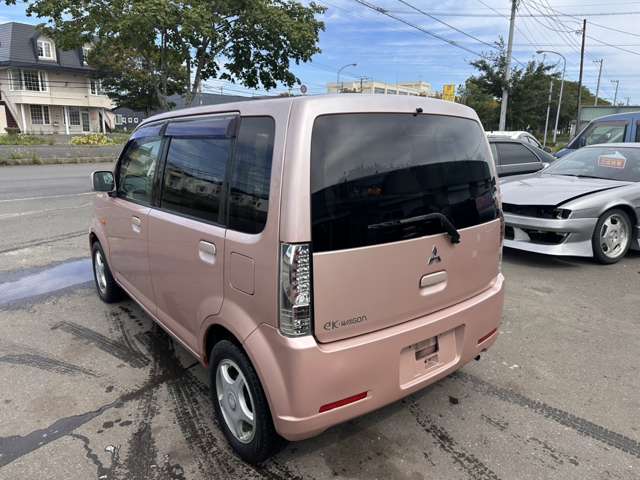 2010 Mitsubishi eK Wagon – thumbnail 4