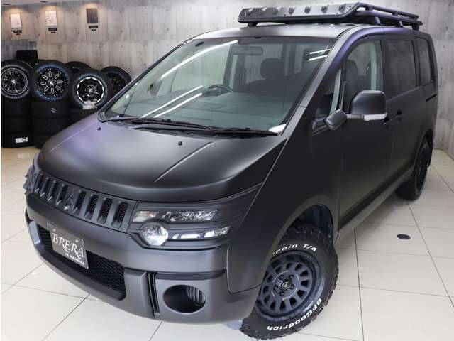 2011 Mitsubishi Delica D:5 – thumbnail 2