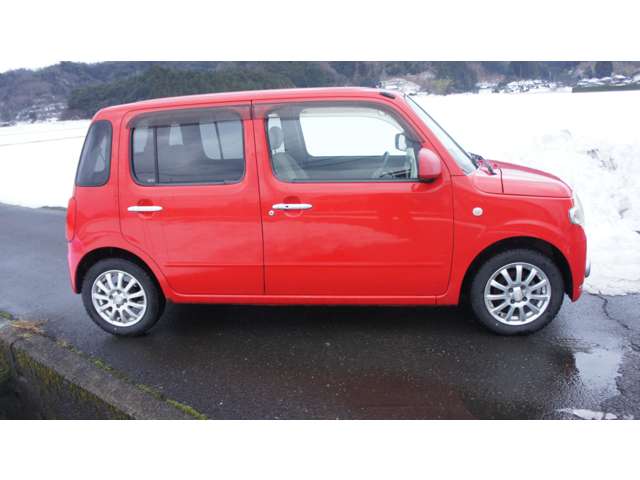 2011 Daihatsu Mira Cocoa – thumbnail 3