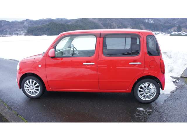 2011 Daihatsu Mira Cocoa – thumbnail 4