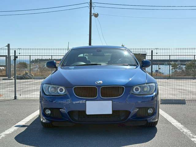 2011 BMW 3 Series Coupe – thumbnail 2