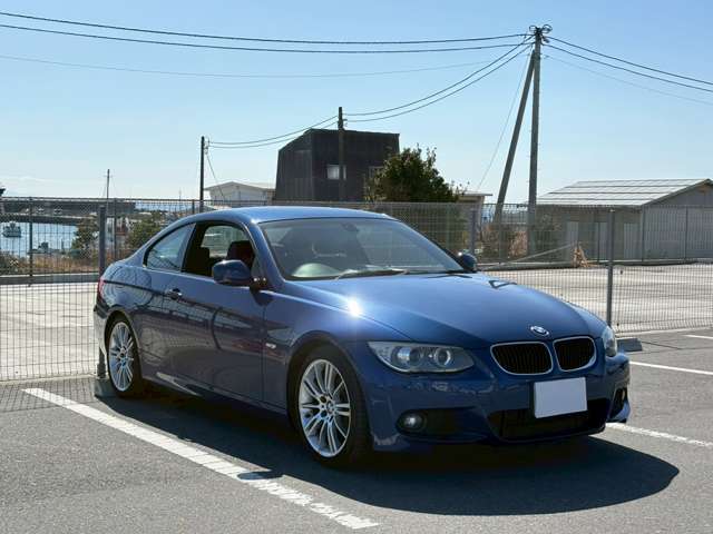 2011 BMW 3 Series Coupe – thumbnail 3