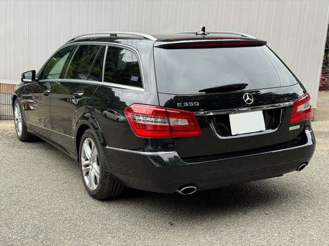 2011 Mercedes-Benz E-Class Wagon – thumbnail 4