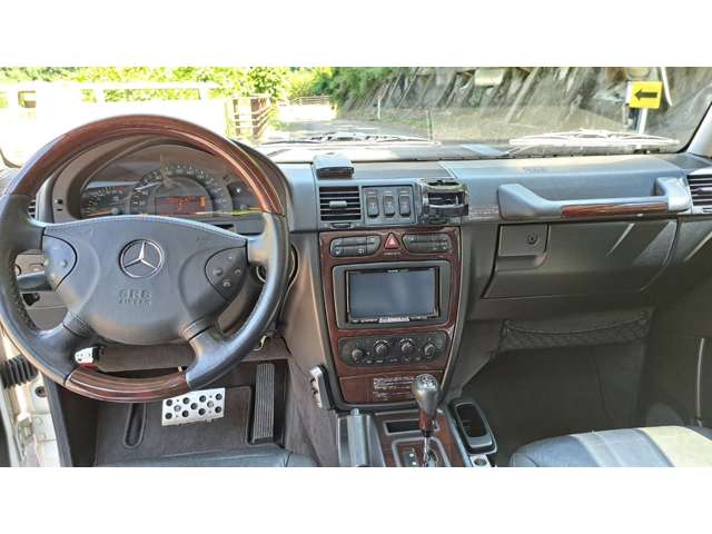 2004 Mercedes-Benz G-Class – thumbnail 2